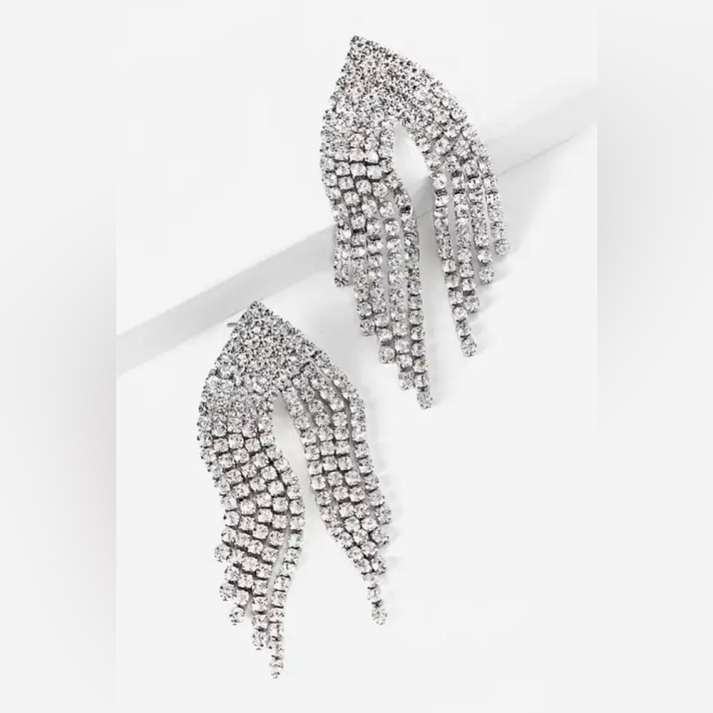 Lulus Afterparty Silver Rhinestone Fringe Earrings